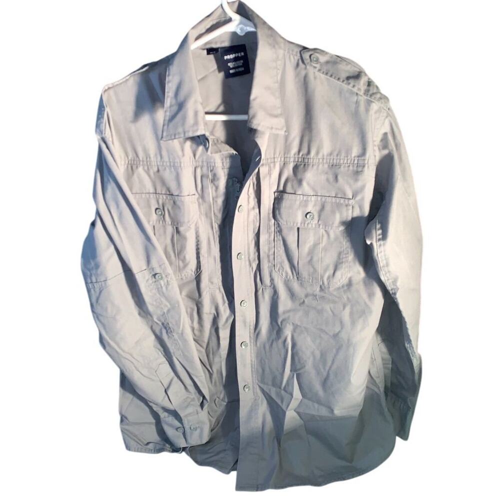 Columbia Men's Long Sleeve Gray Button-Up Shirt Size M Casual